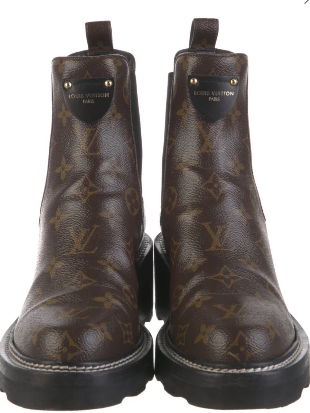 Louis Vuitton Woman Brown Monogram Chelsea Boots